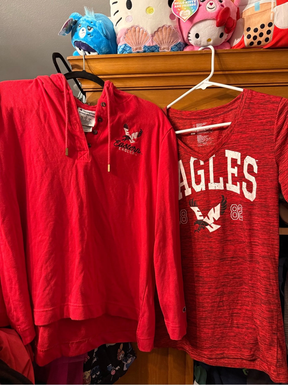 Red Eagles women’s Pullover & Tee Set - Eastern College Eagle Logo